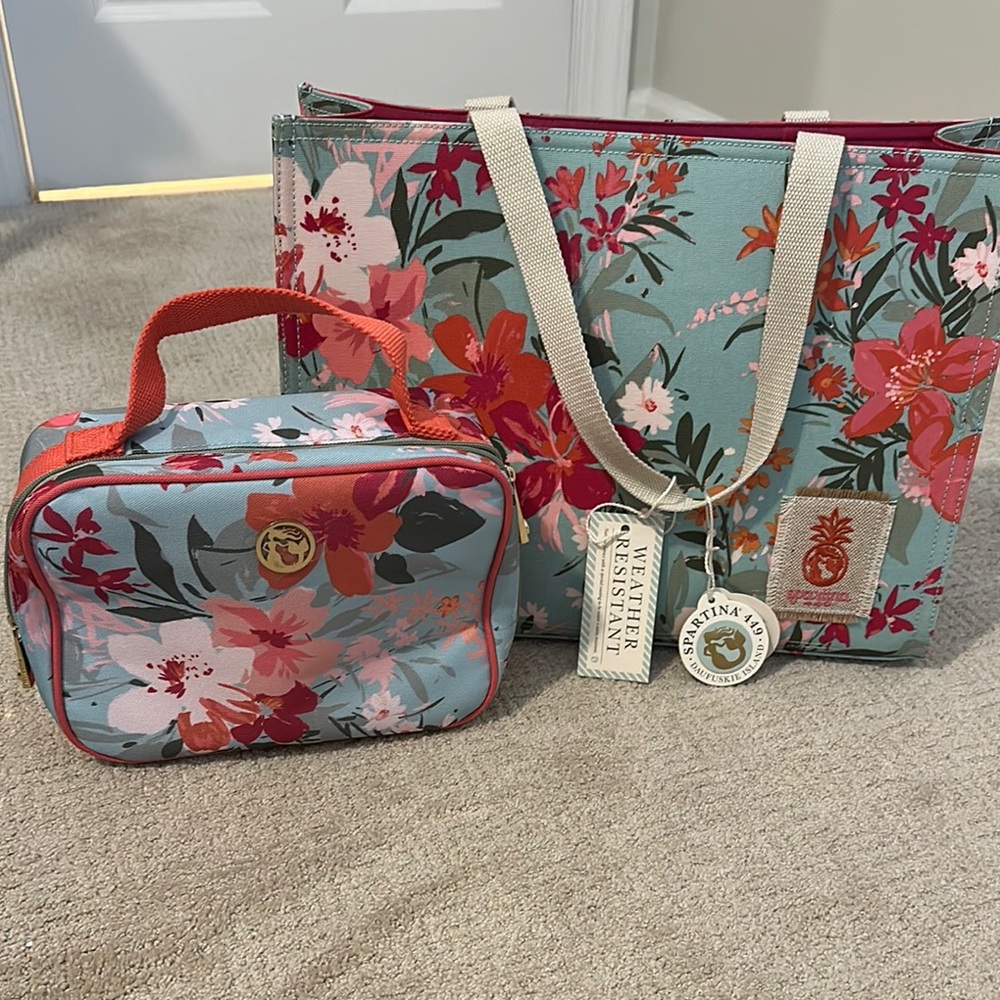 Spartina 449 Blue and Pink Floral Tote NWT